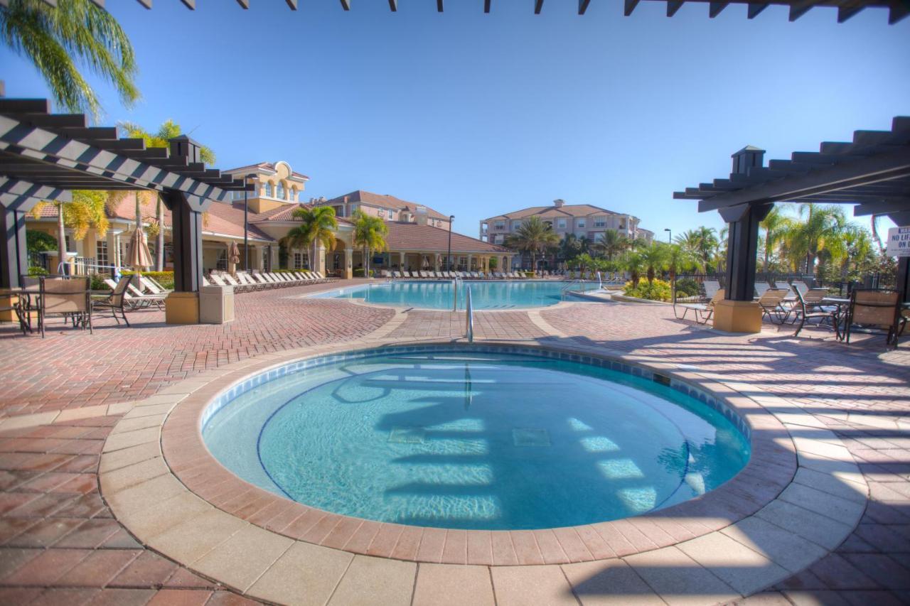 Luxury Vacation In This Gorgeous Vista Cay Condo Kissimmee Exterior foto